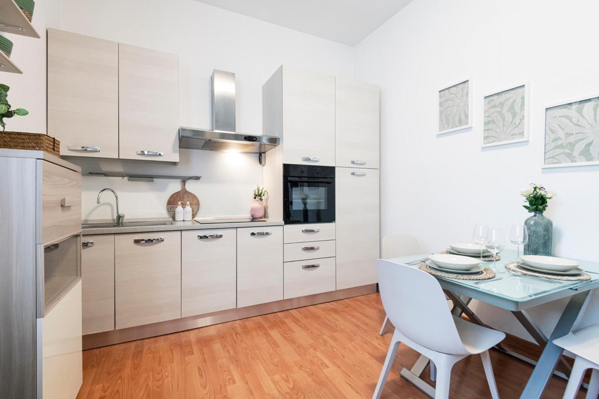 Cozy Apartament In Piazza 5 Giornate By Easylife ミラノ エクステリア 写真